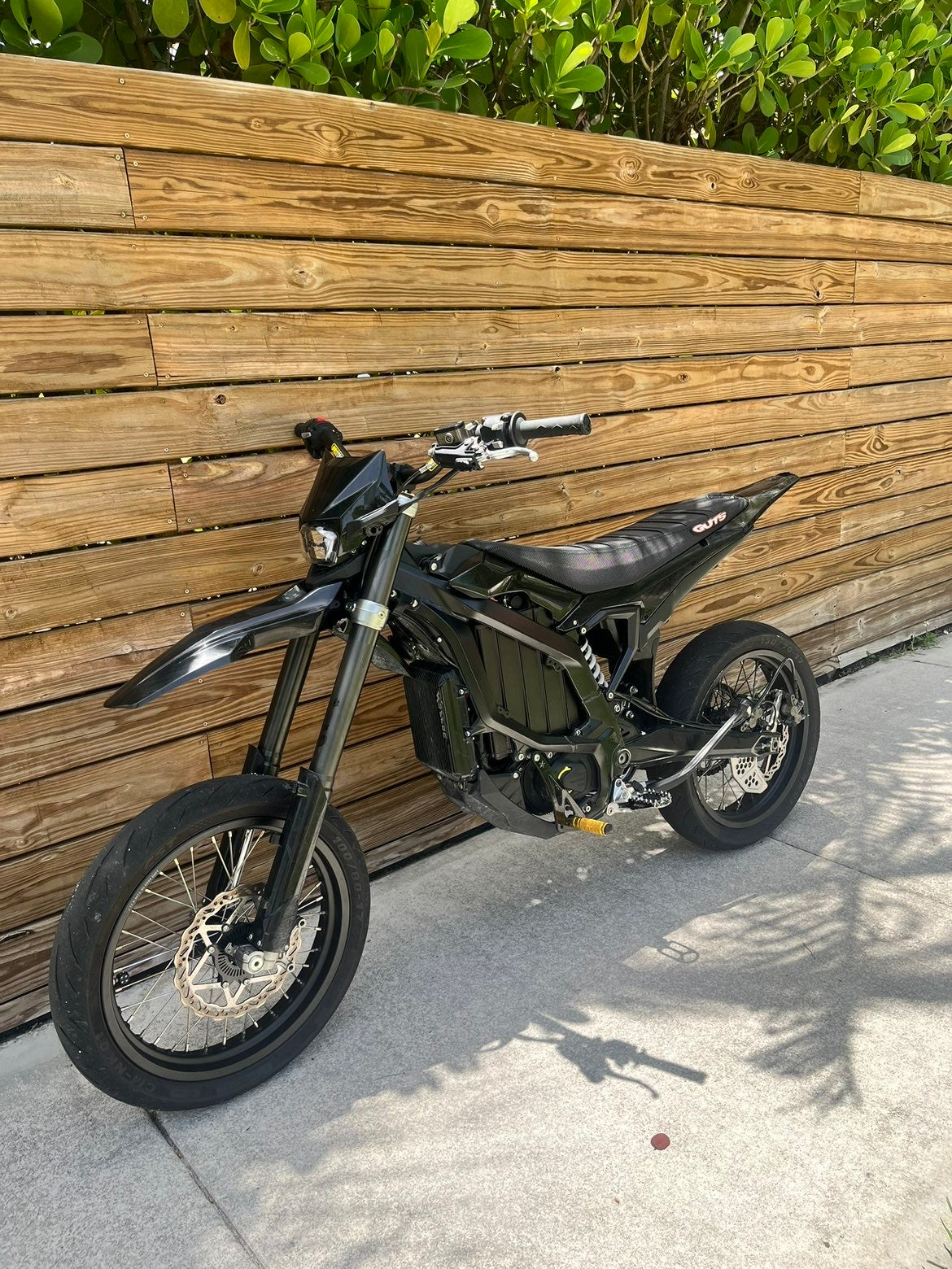 Ultra bee (used 2.5k mi)