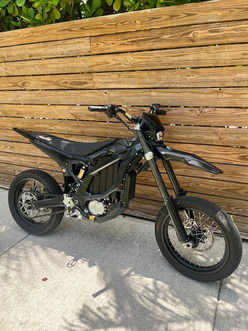 Ultra bee (used 2.5k mi)