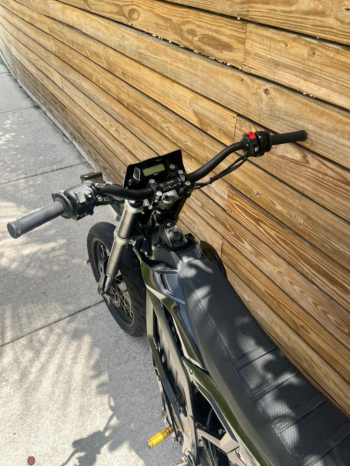 Ultra bee (used 2.5k mi)