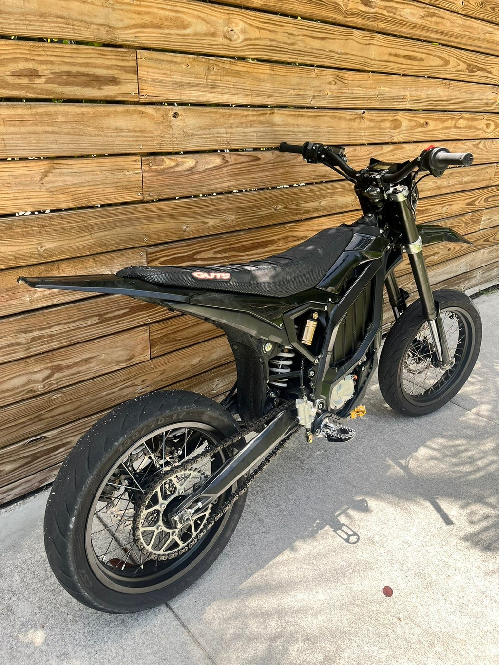 Ultra bee (used 2.5k mi)