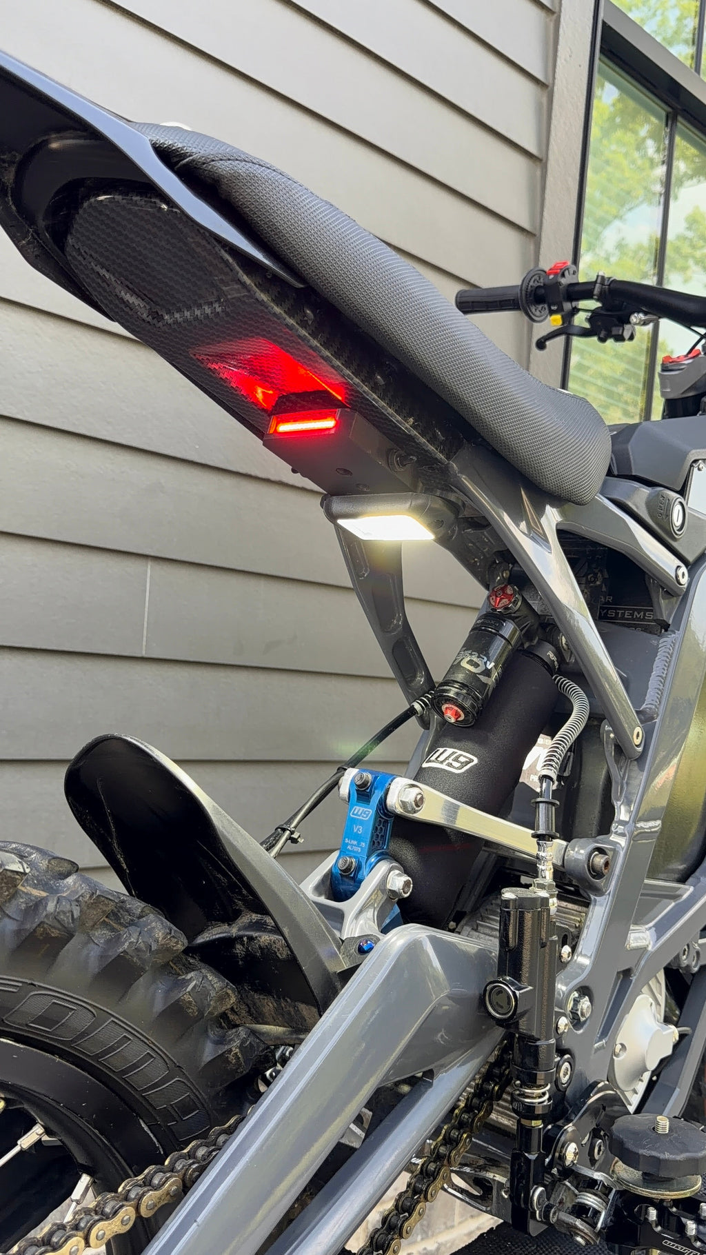 Dual Lbx & Eride Rocklight + Tailight (Plug And Play)