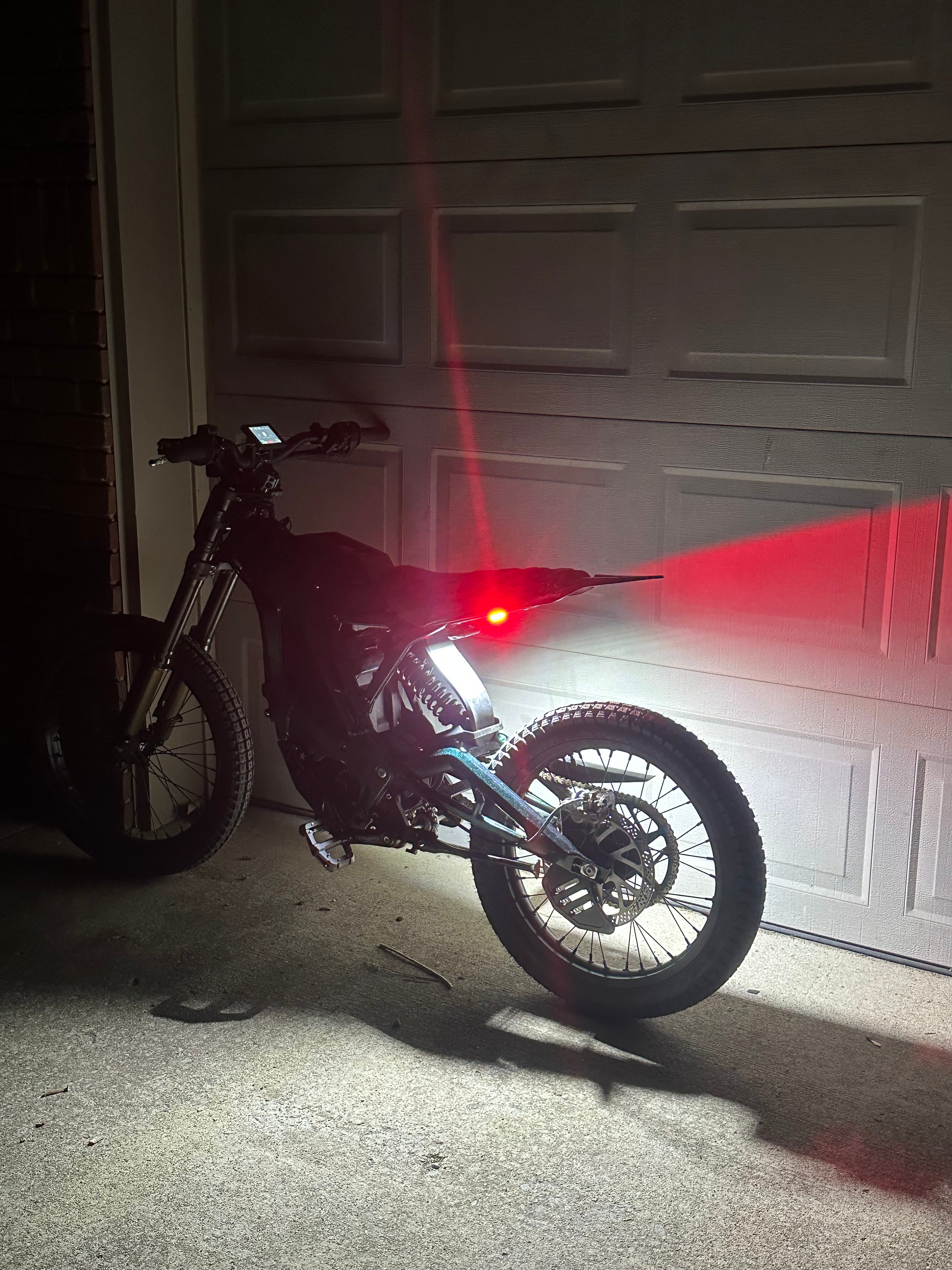 Dual Lbx & Eride Rocklight + Tailight (Plug And Play)